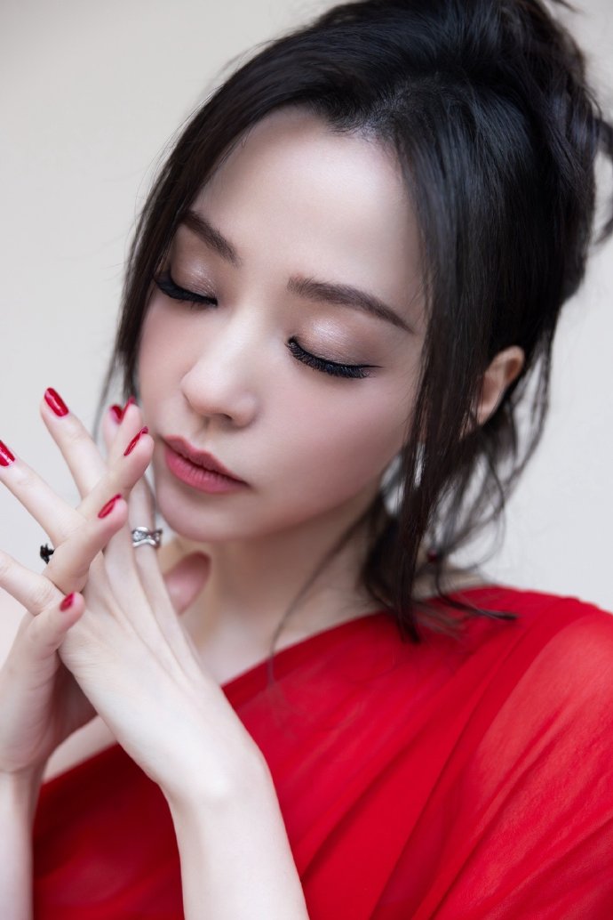 谁陷害了兔子罗杰 封面